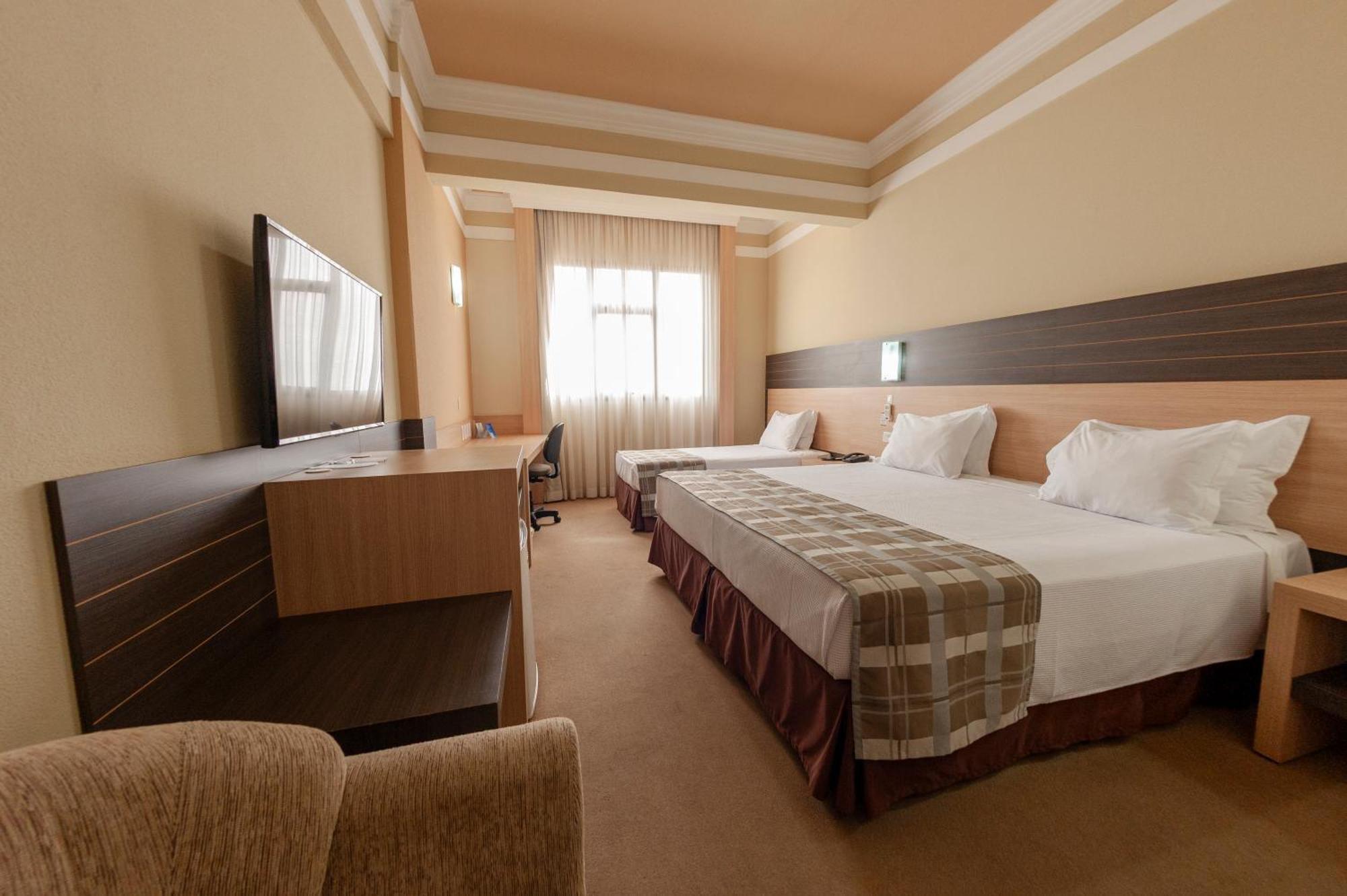Hotel Executive Arapongas Ngoại thất bức ảnh