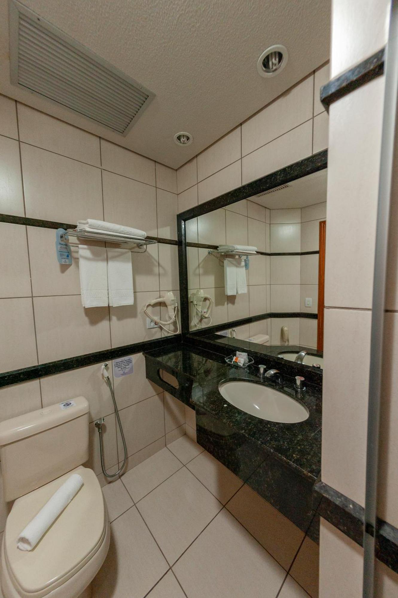 Hotel Executive Arapongas Ngoại thất bức ảnh